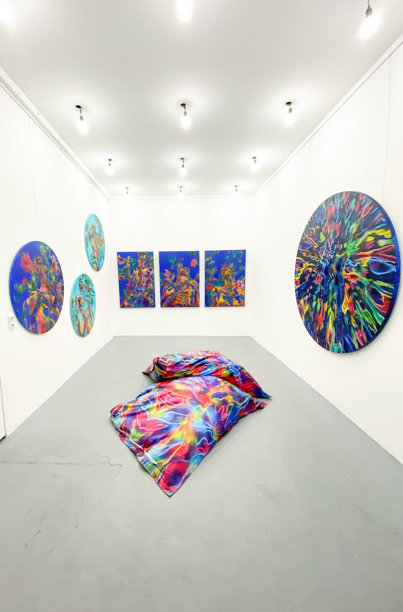 runde-Leinwaende-Armin-Scheid